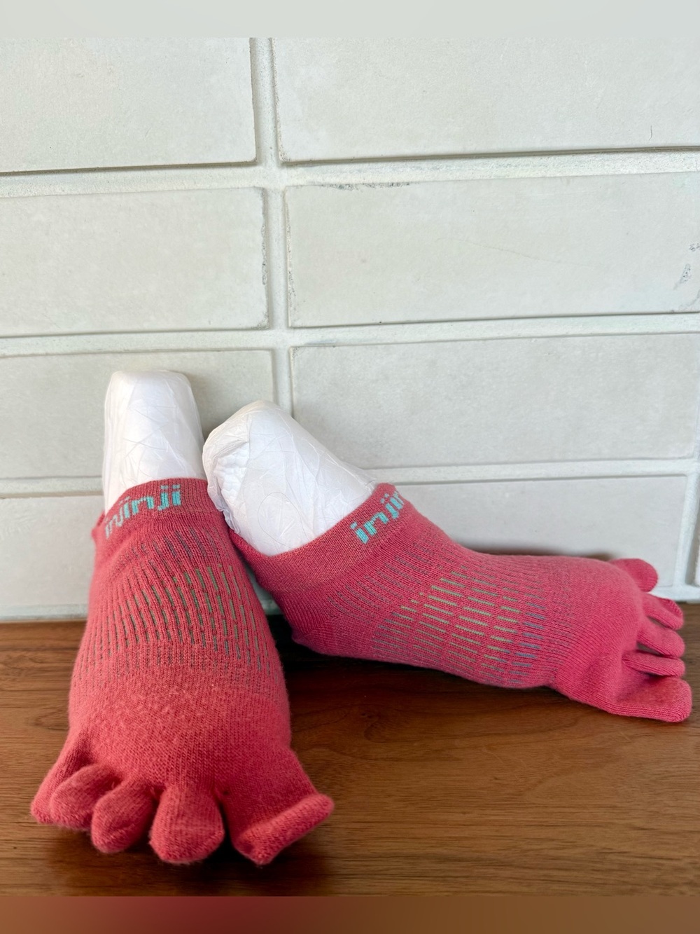 Injinji Toe Socks * Coral Pink * Size XS/S * No-Show Runner